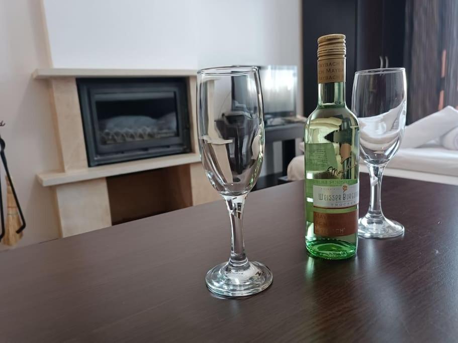Студио В Хотел Мария Антоанета Bansko Eksteriør bilde
